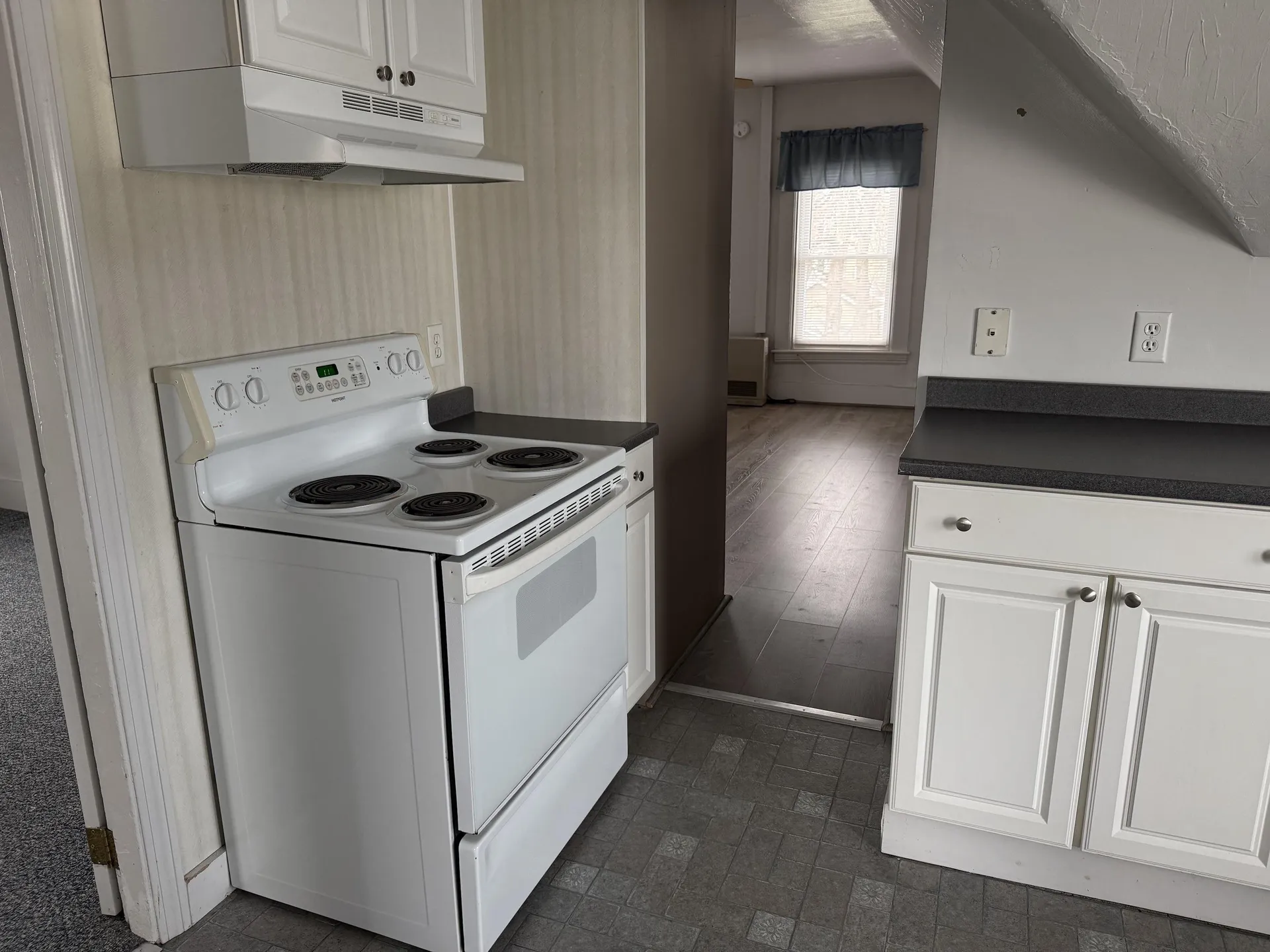 316 Douglas Street Manchester NH 03102