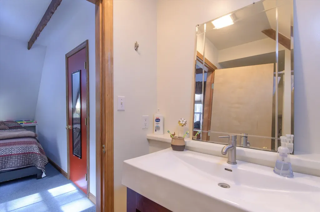 59 Zeller Camp Road Grafton VT 05146