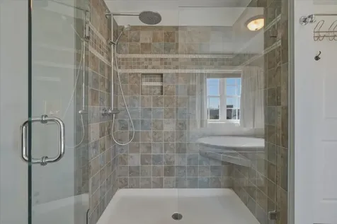 18 North Jefferson Road South Burlington VT 05403