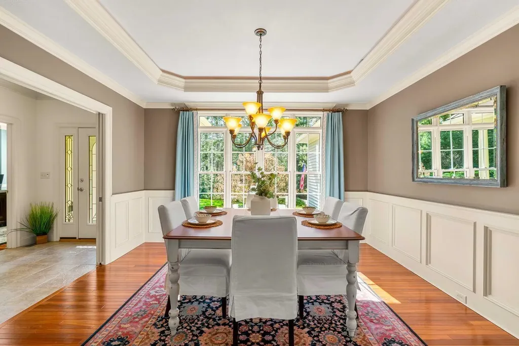 12 Amber Lane Bedford NH 03110