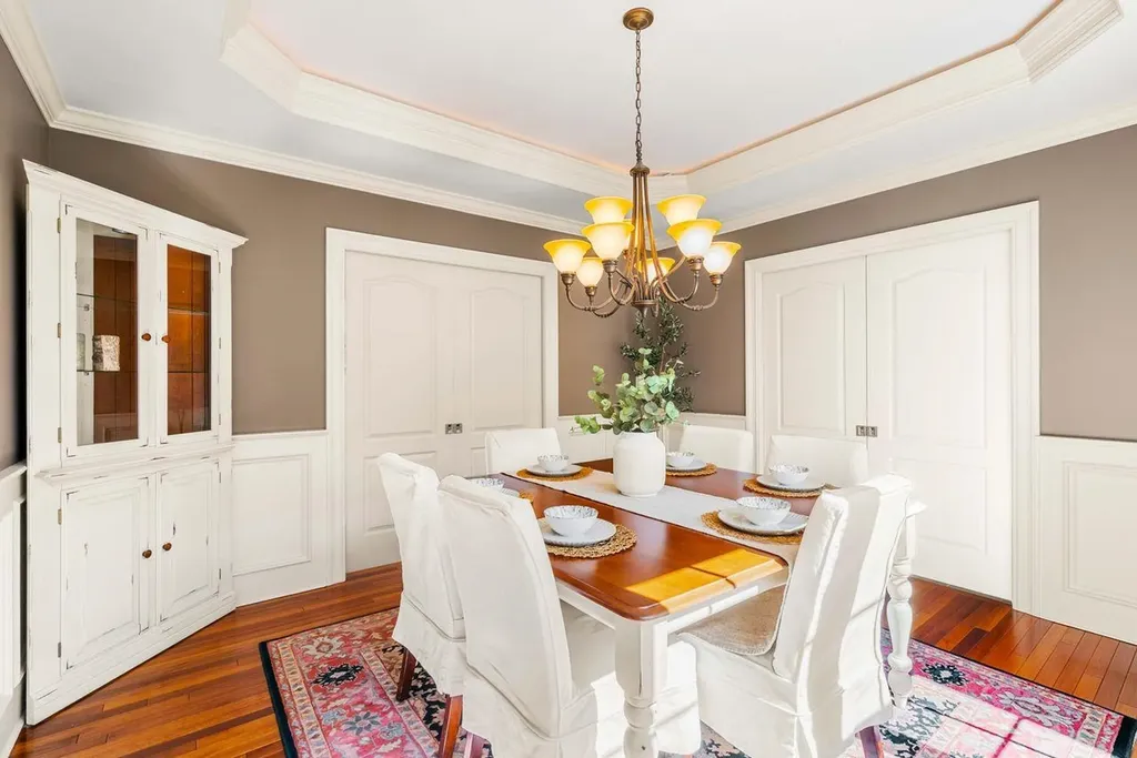 12 Amber Lane Bedford NH 03110