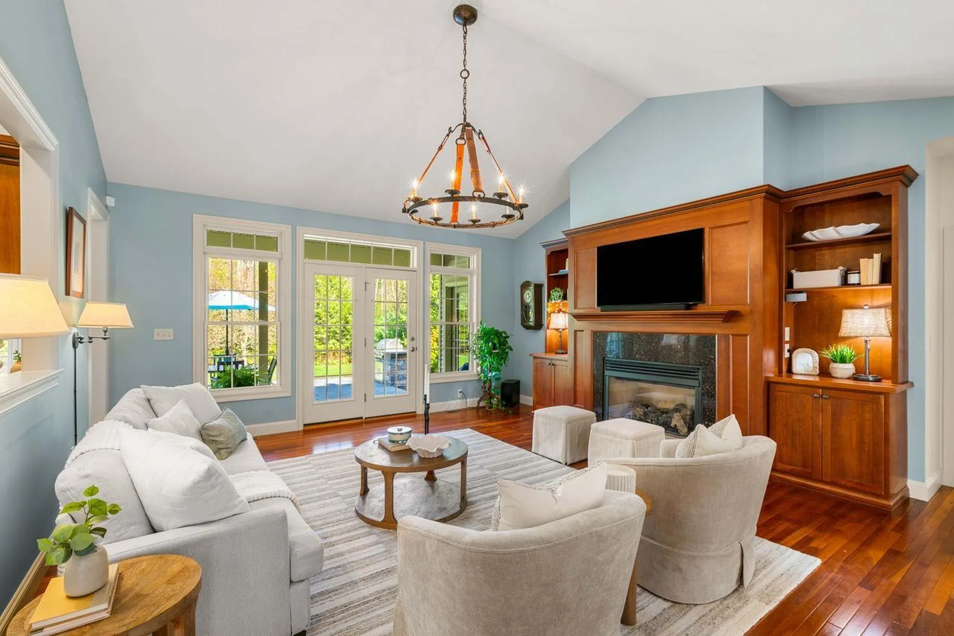 12 Amber Lane Bedford NH 03110