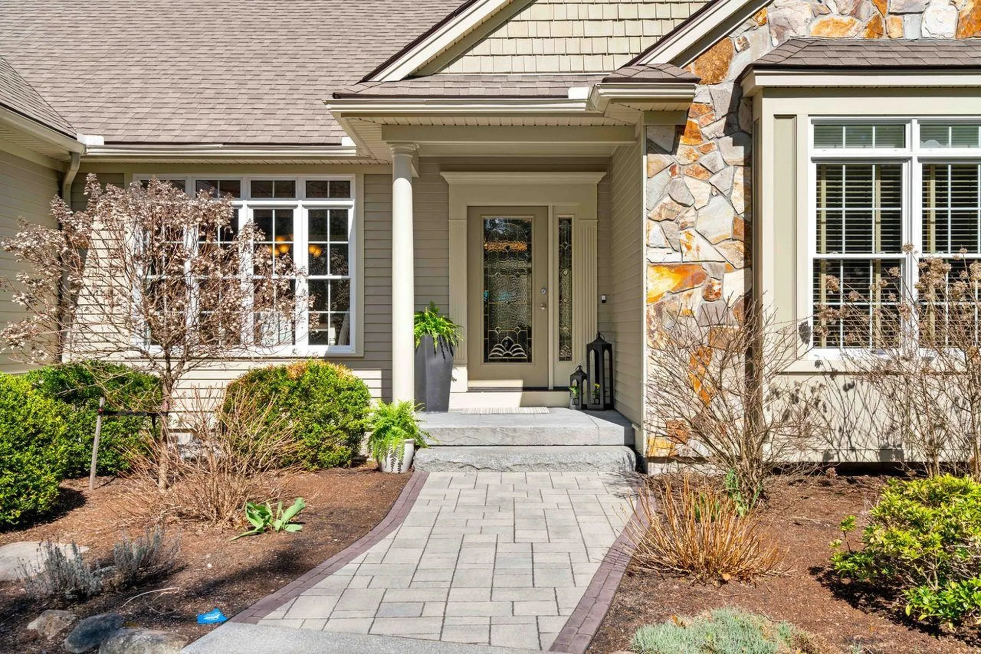 12 Amber Lane Bedford NH 03110