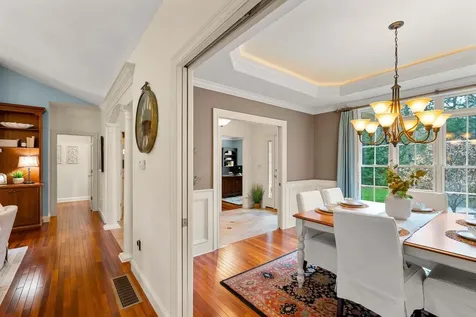 12 Amber Lane Bedford NH 03110