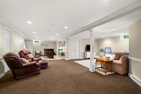 12 Amber Lane Bedford NH 03110