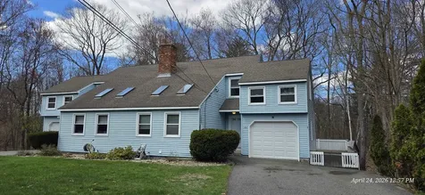 15 Bonnie Lane Derry NH 03038