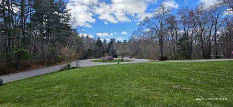 15 Bonnie Lane Derry NH 03038