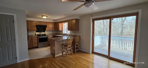 15 Bonnie Lane Derry NH 03038
