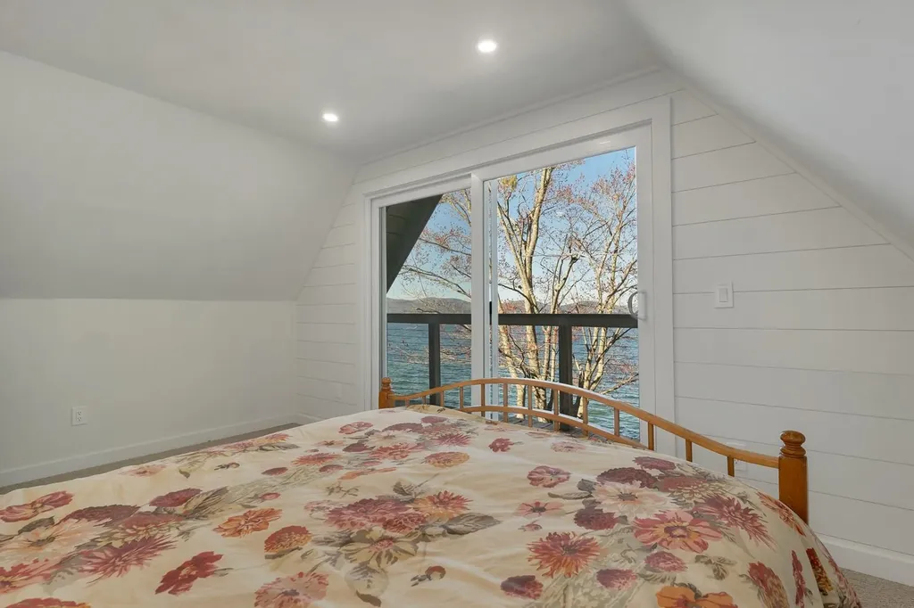 44 Eaglemere Road Tuftonboro NH 03853