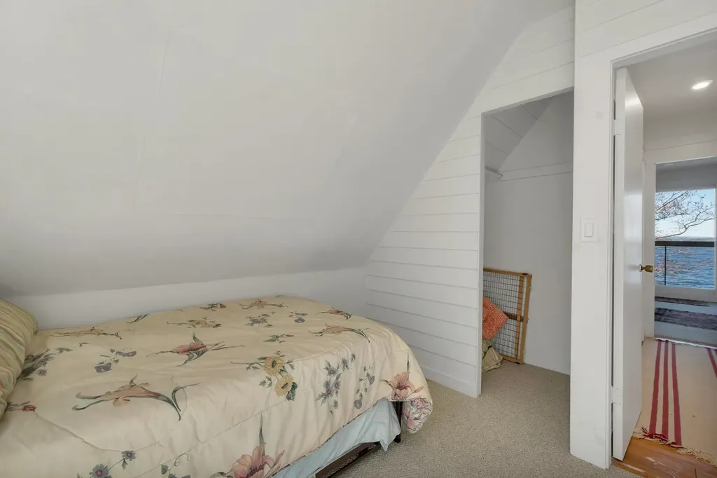 44 Eaglemere Road Tuftonboro NH 03853