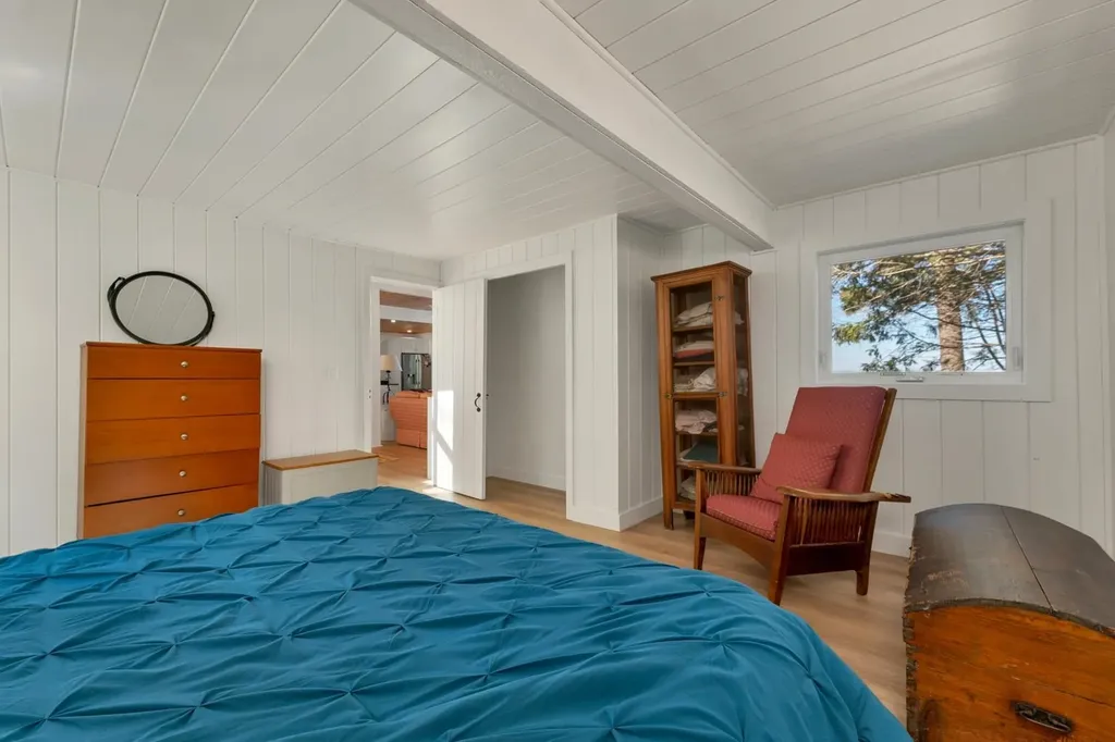 44 Eaglemere Road Tuftonboro NH 03853