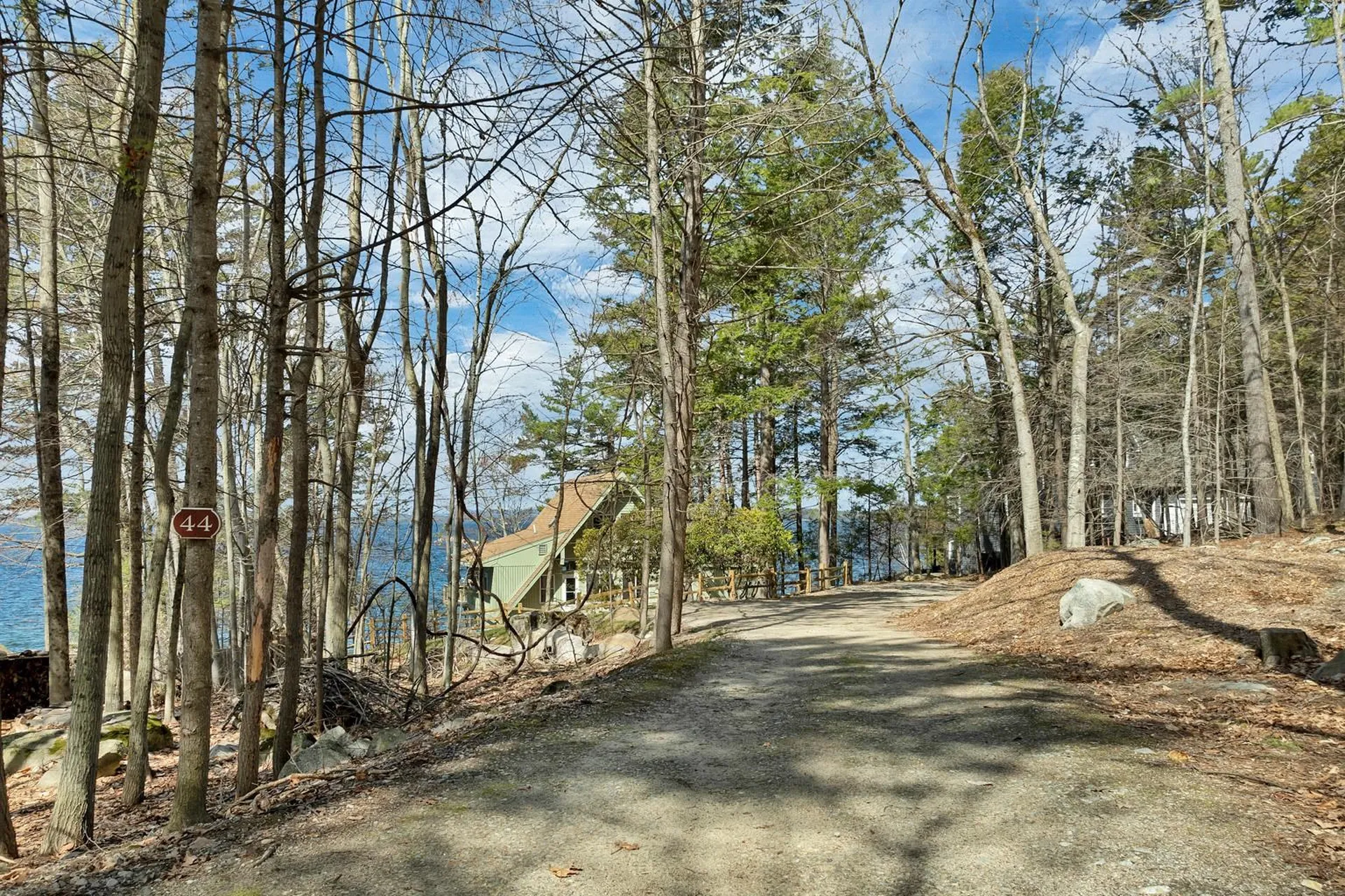 44 Eaglemere Road Tuftonboro NH 03853