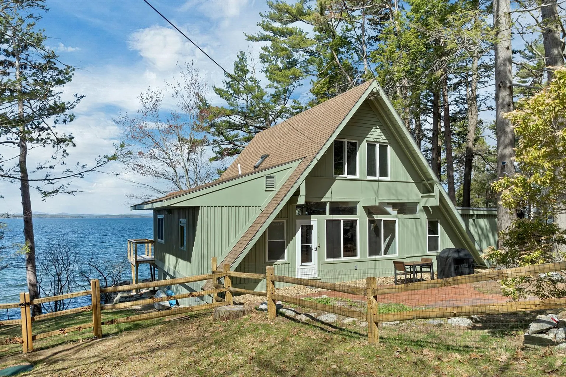 44 Eaglemere Road Tuftonboro NH 03853
