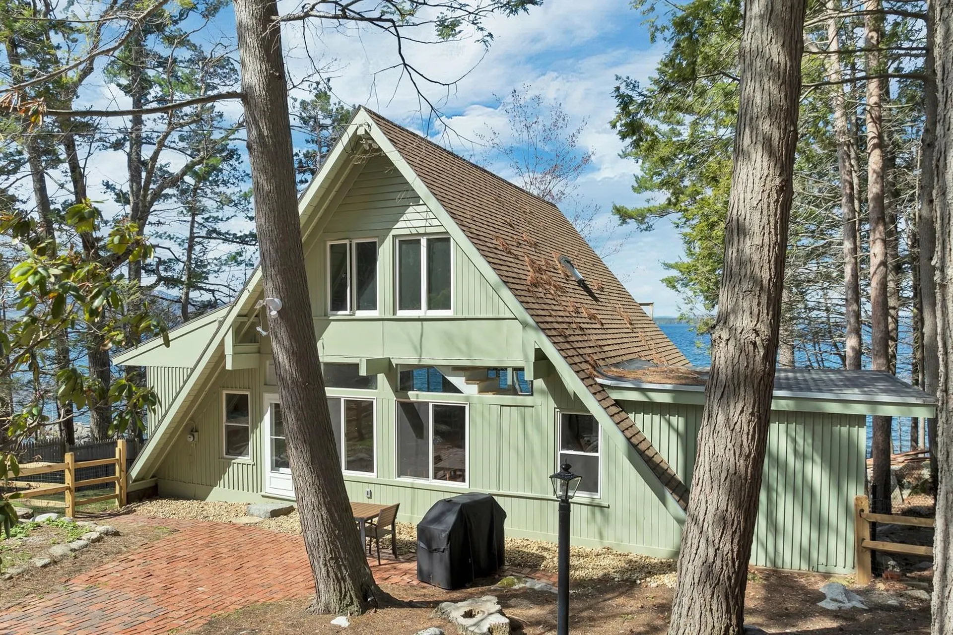 44 Eaglemere Road Tuftonboro NH 03853
