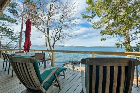 44 Eaglemere Road Tuftonboro NH 03853