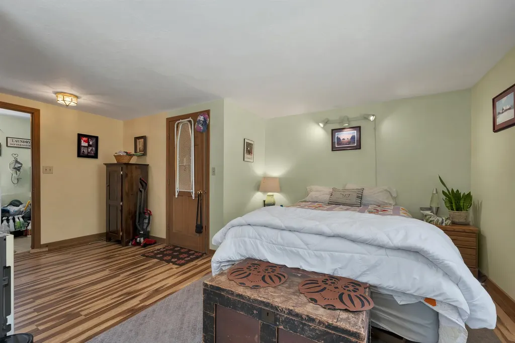 547 Texas Hill Road Plymouth NH 03264