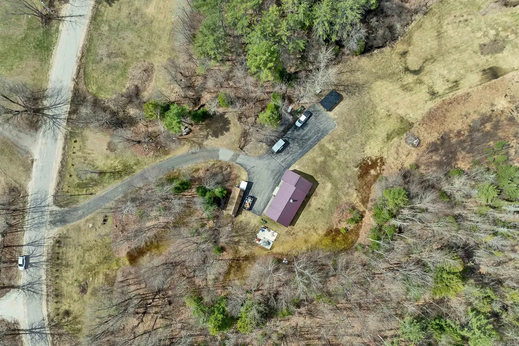 547 Texas Hill Road Plymouth NH 03264