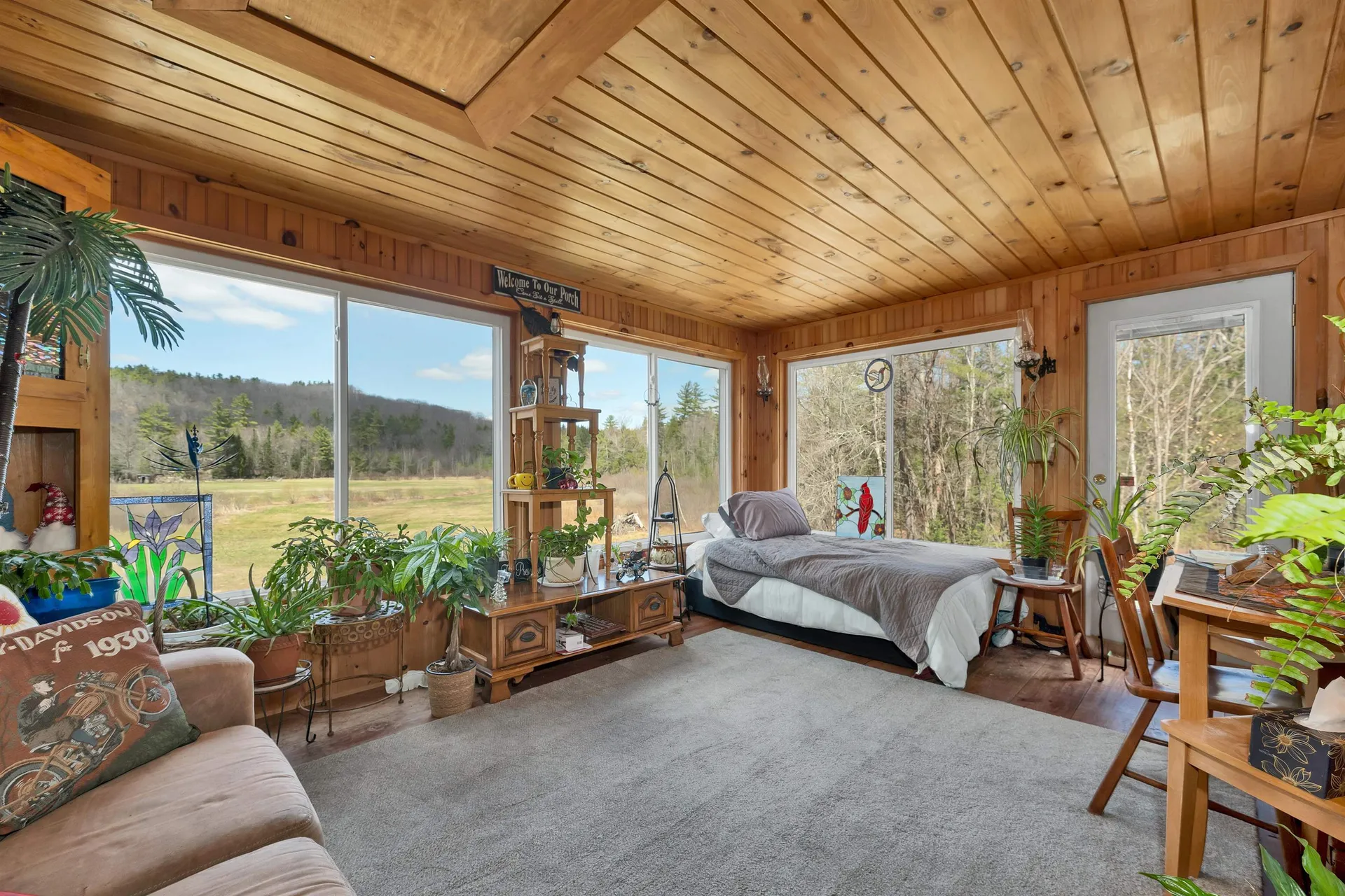 547 Texas Hill Road Plymouth NH 03264