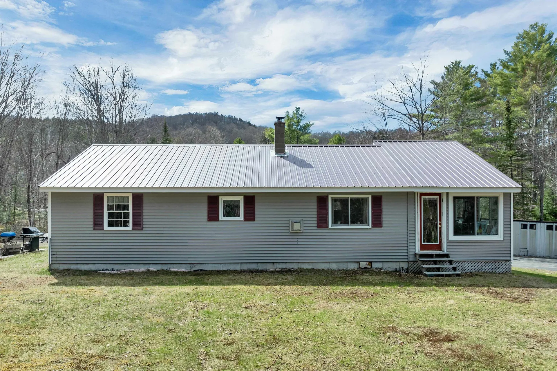 547 Texas Hill Road Plymouth NH 03264
