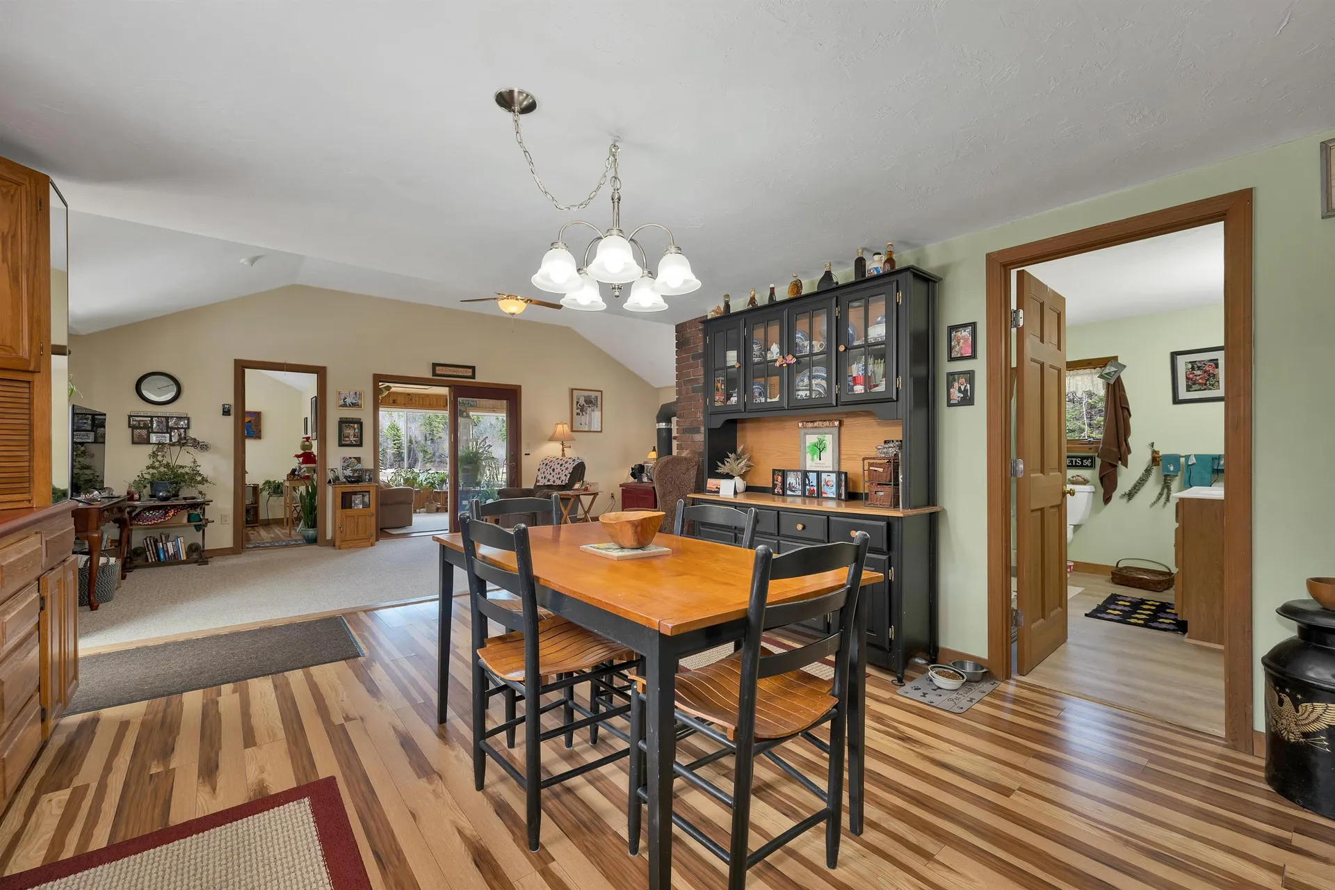 547 Texas Hill Road Plymouth NH 03264