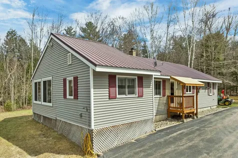 547 Texas Hill Road Plymouth NH 03264