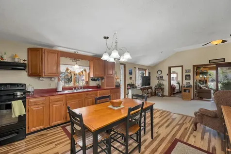 547 Texas Hill Road Plymouth NH 03264