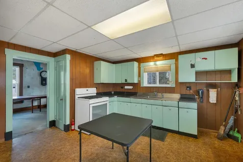 7 Bayley Avenue Plymouth NH 03264