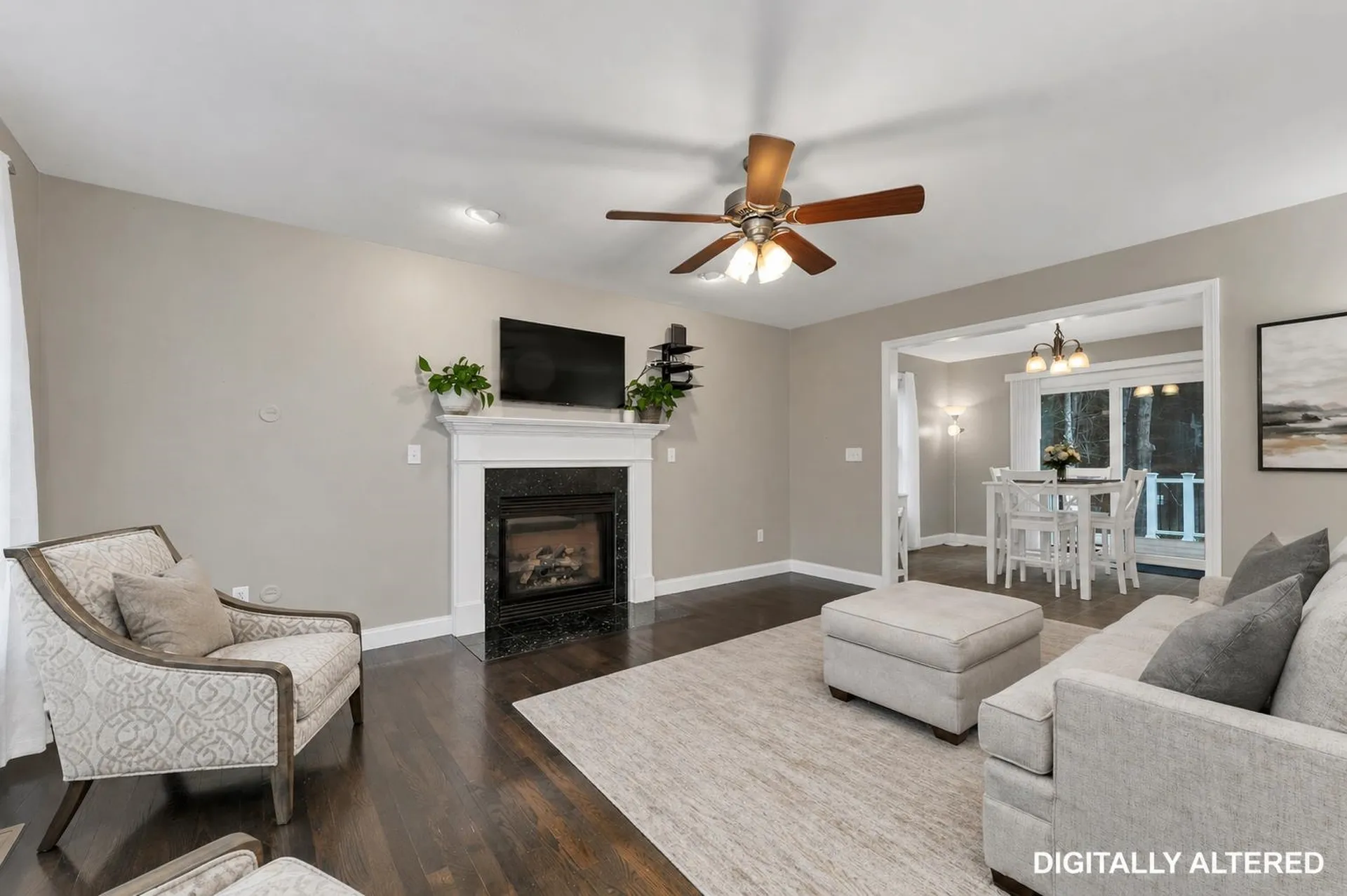 5 Berlang Road Londonderry NH 03053