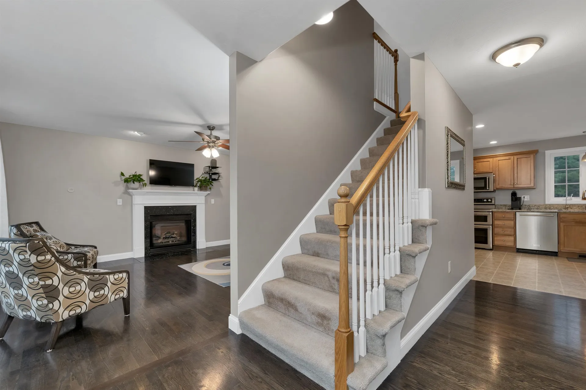 5 Berlang Road Londonderry NH 03053