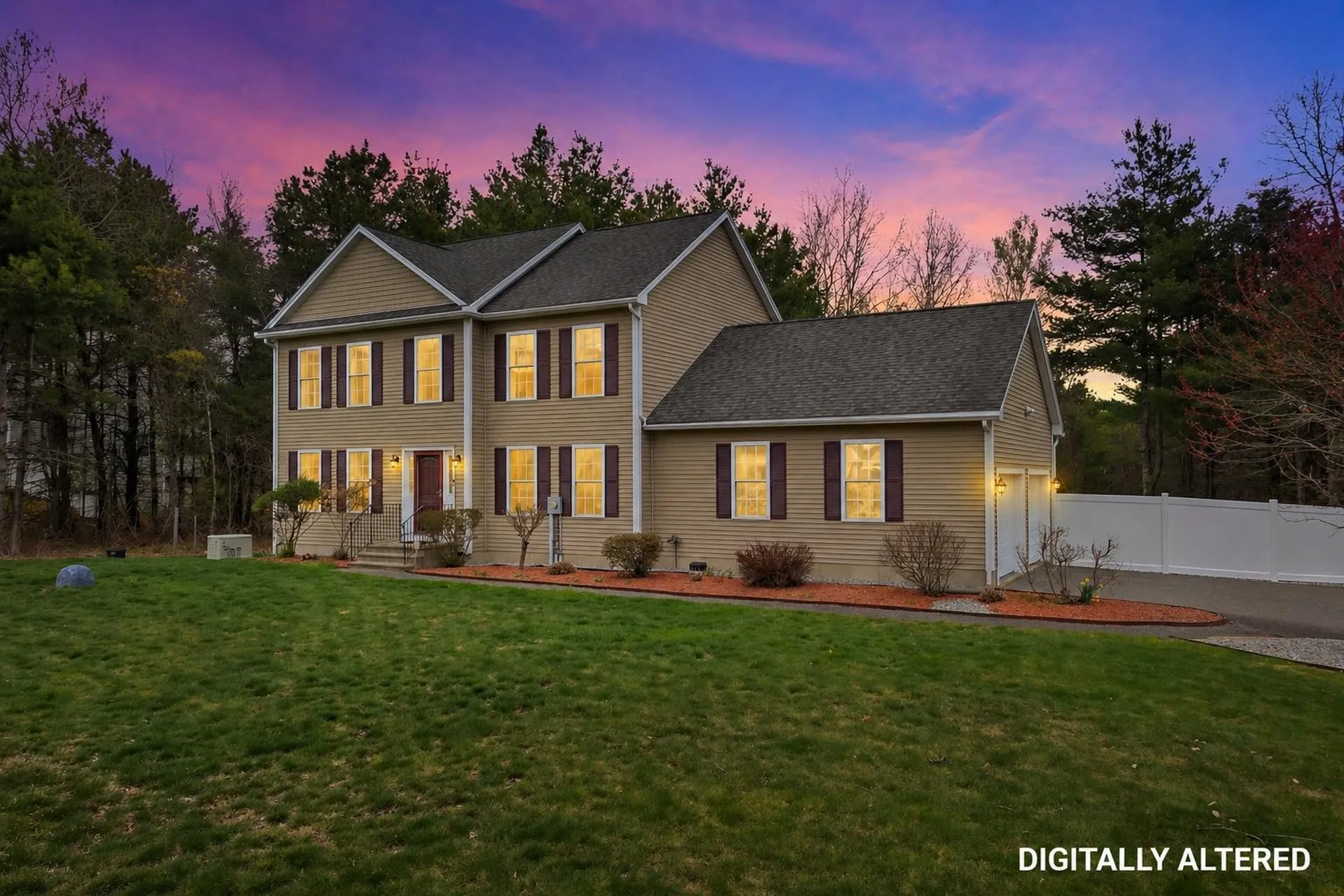 5 Berlang Road Londonderry NH 03053