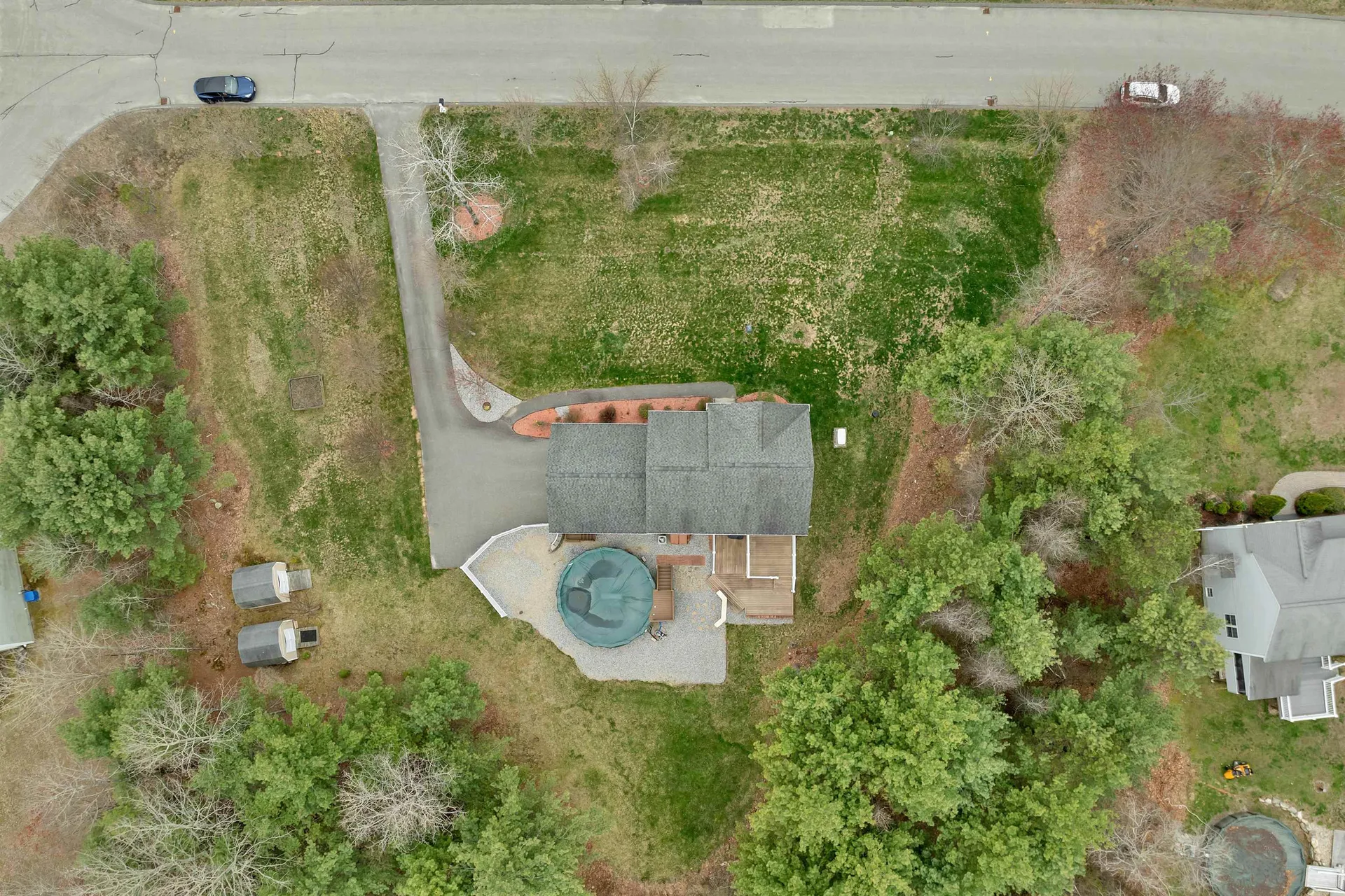 5 Berlang Road Londonderry NH 03053