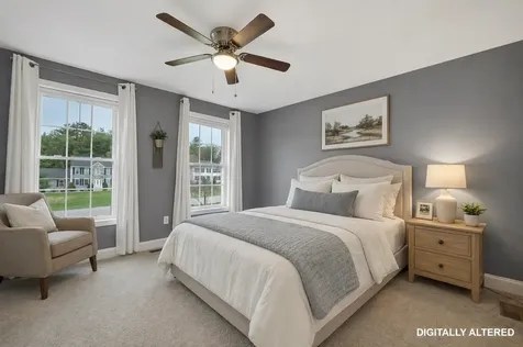 5 Berlang Road Londonderry NH 03053