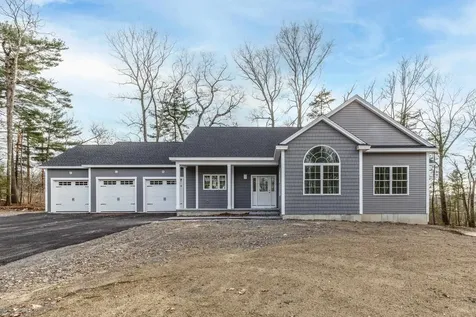 54 Haystack Circle Pelham NH 03076