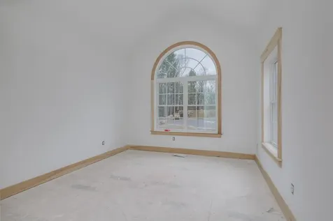 54 Haystack Circle Pelham NH 03076