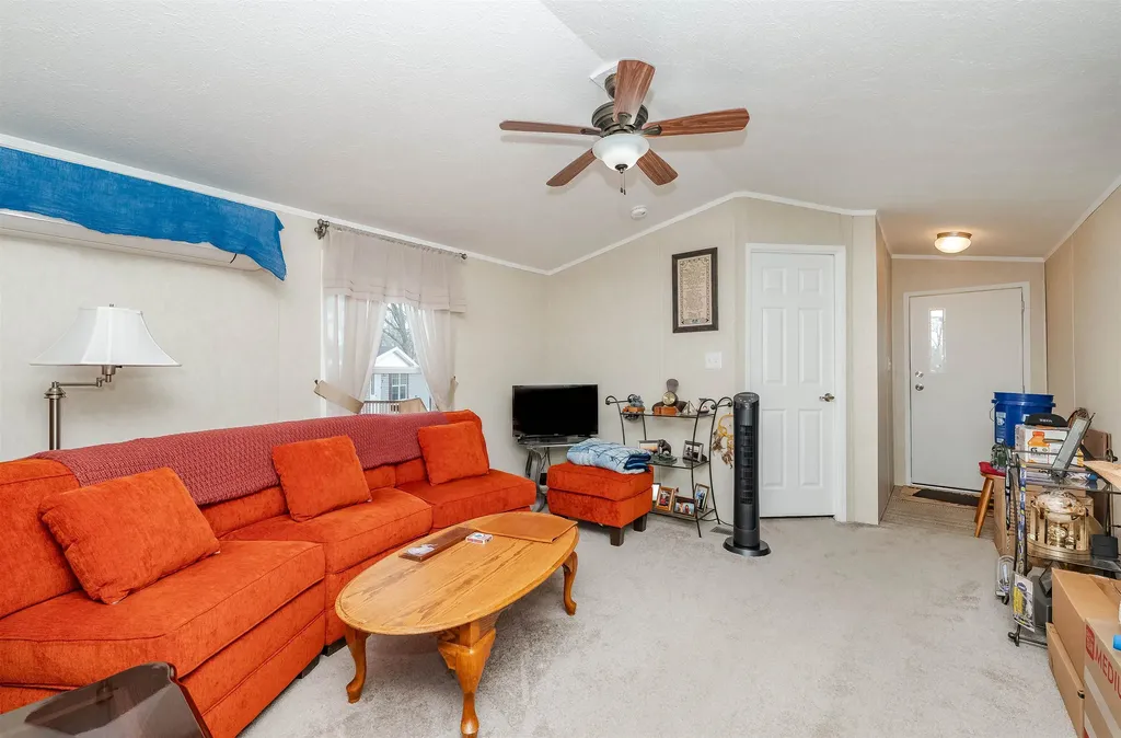 7 S Dewberry Lane Rochester NH 03867