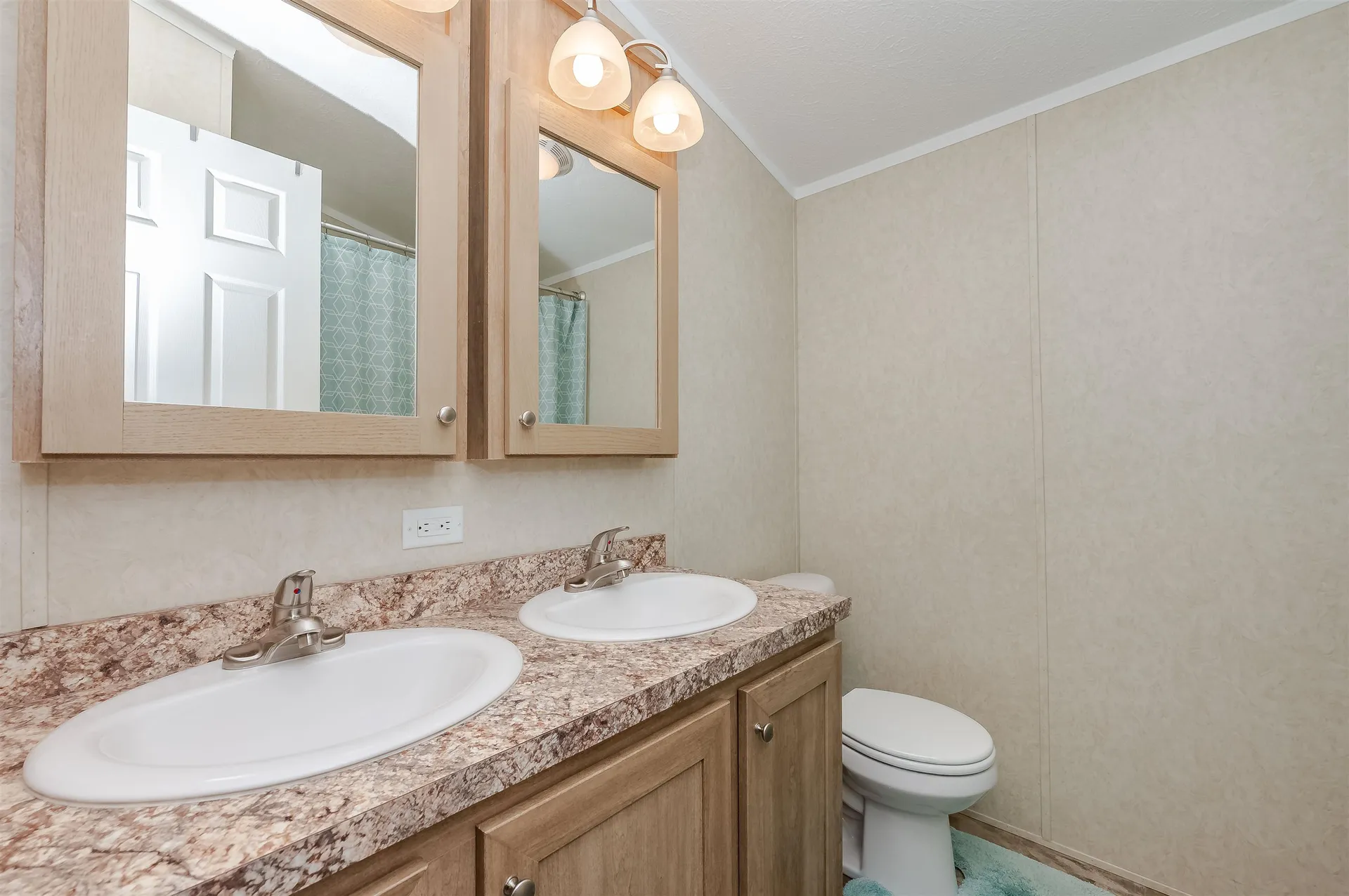 7 S Dewberry Lane Rochester NH 03867