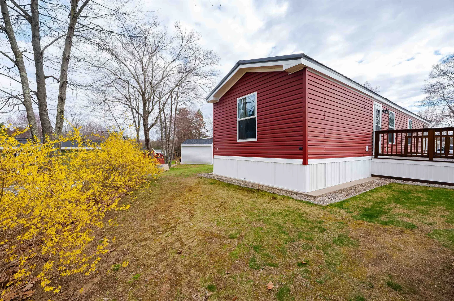 7 S Dewberry Lane Rochester NH 03867