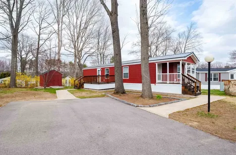 7 S Dewberry Lane Rochester NH 03867