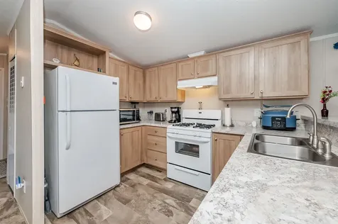 7 S Dewberry Lane Rochester NH 03867