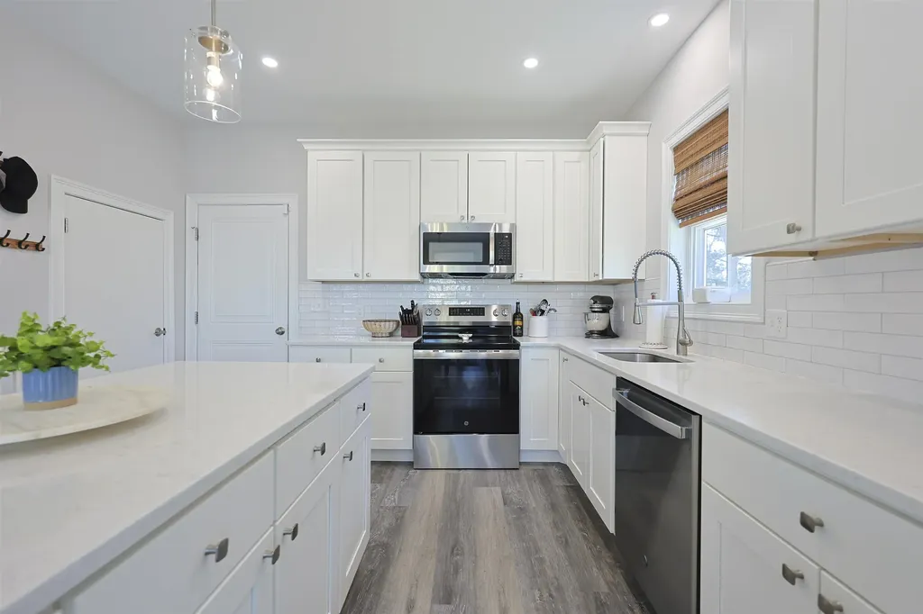 15 Copper Drive Dover NH 03820