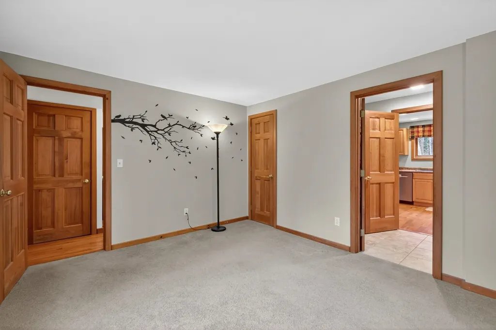77 Anderson Road Unity NH 03773