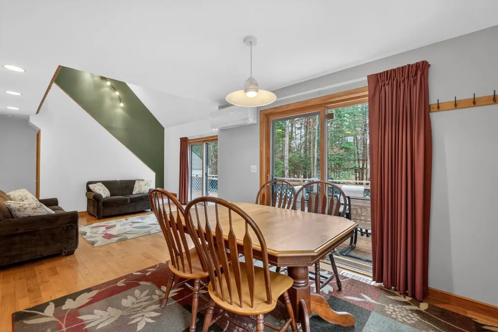 77 Anderson Road Unity NH 03773