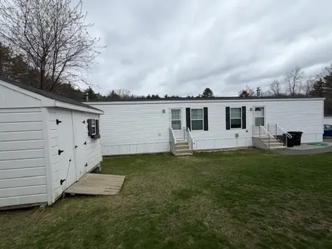 19 Atlas Place Derry NH 03038