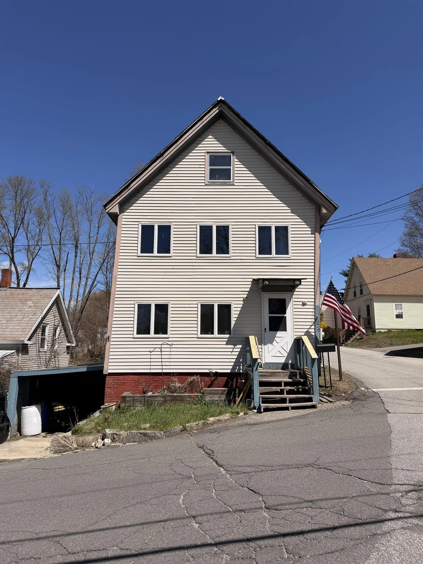 12 Mechanic Street Winchester NH 03470