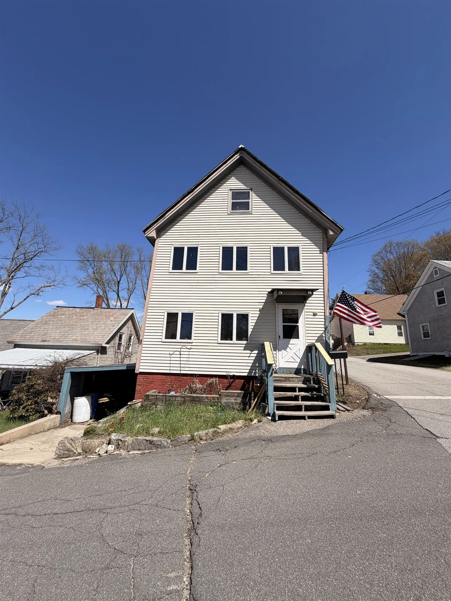 12 Mechanic Street Winchester NH 03470