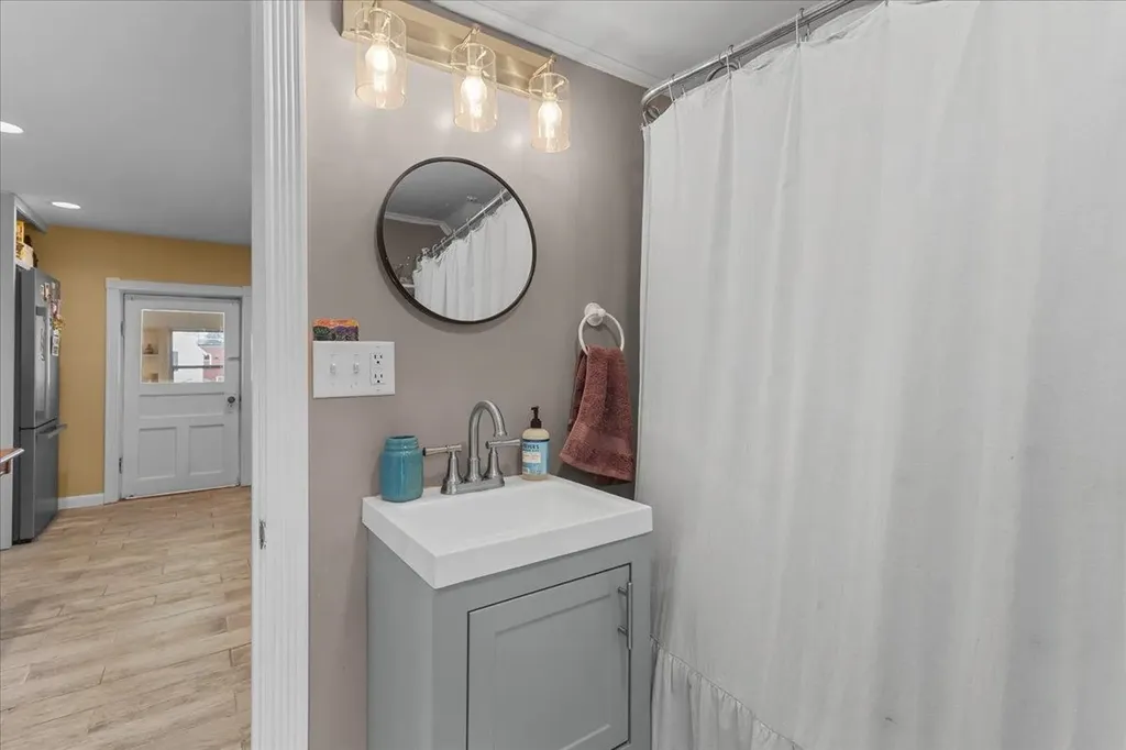 42-44 Oak Street Burlington VT 05401