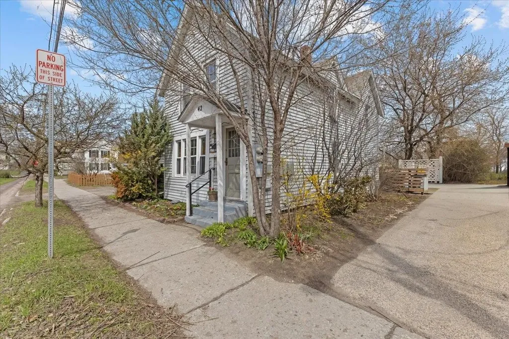 42-44 Oak Street Burlington VT 05401