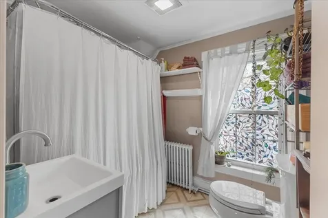 42-44 Oak Street Burlington VT 05401