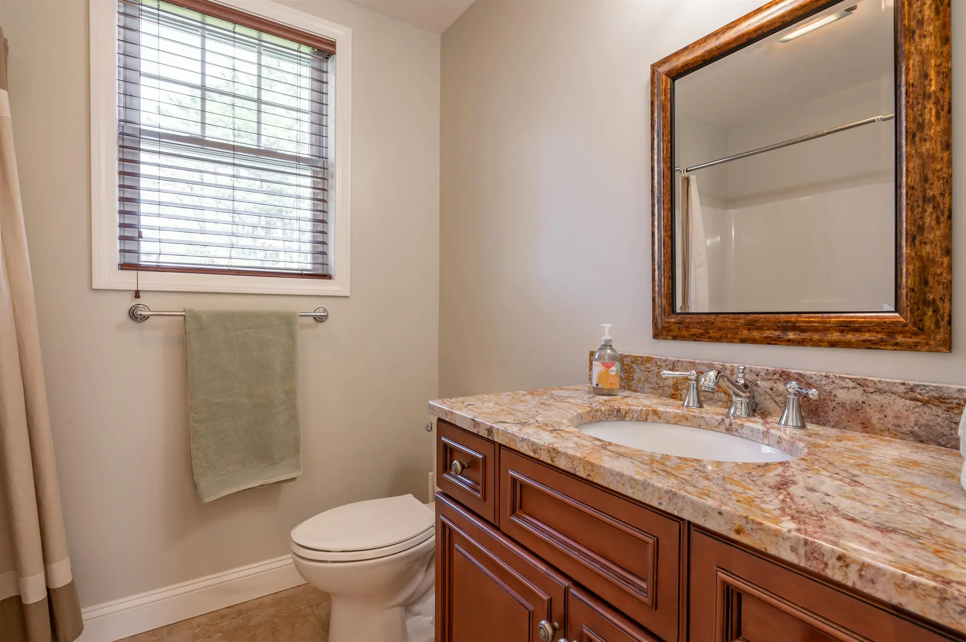 2 Jennifer Drive Nashua NH 03062