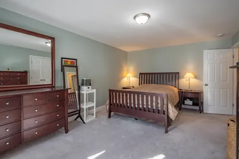2 Jennifer Drive Nashua NH 03062